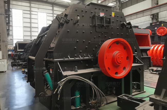 VSI小型打砂機側視圖