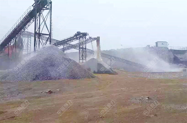 安徽鳳陽(yáng)時(shí)產(chǎn)1200噸采石場(chǎng)生產(chǎn)線