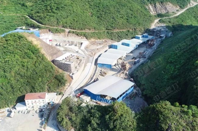 寶巖建材時產600-800噸砂石料破碎篩分生產線