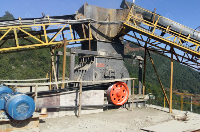 西昌市硬巖破使用現場