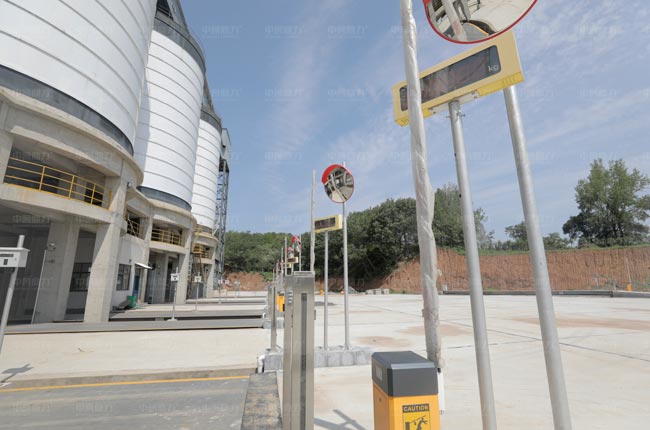 �����v�R��¡ʢ�V�I(y��)ɰʯ���ԄӷQ���b܇�Ŀ