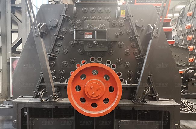 DLKPC1313雙腔硬巖破碎機(jī)