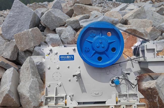 �����r����C(j��)