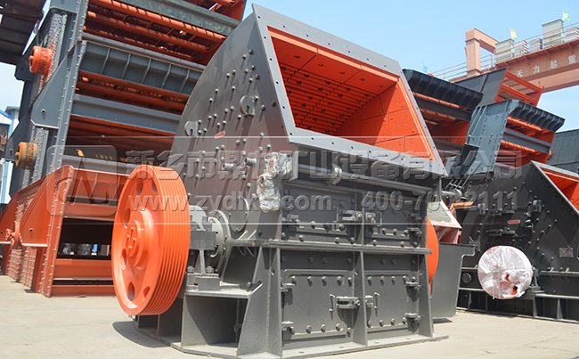 大型破碎機設備 大型破碎機設備