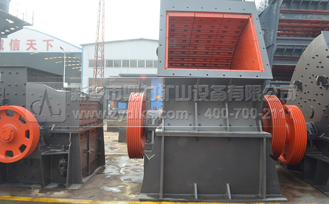 錘式破石機(jī) 錘式破石機(jī)