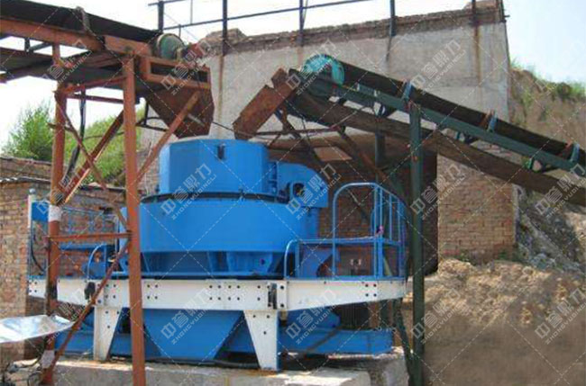 沖擊式破碎機(jī) 沖擊式破碎機(jī)