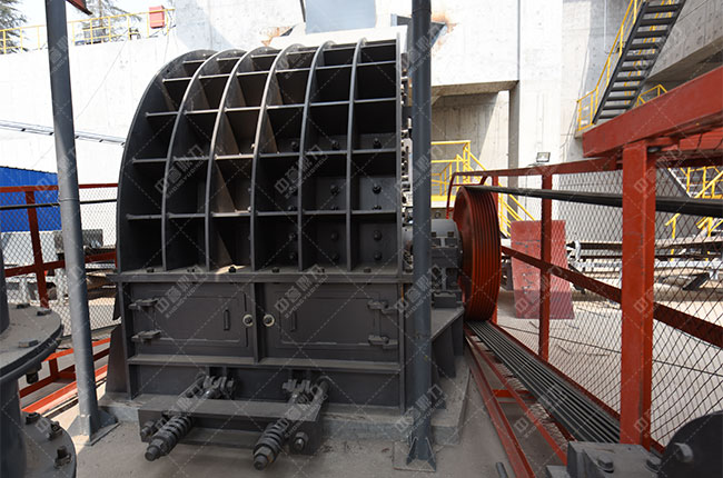 重型錘式破碎機產品實拍圖展示2 重型錘式破碎機產品實拍圖展示2