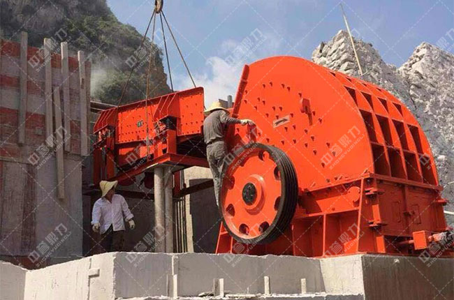 石灰石錘式破碎機
