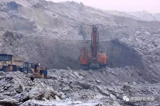 ����¶��V�_(k��i)���O(sh��)Ӌ(j��)