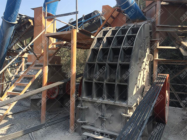 公路石料破碎機