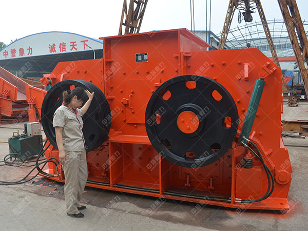 雙轉(zhuǎn)子型破碎機