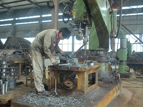 產碎石機生產車間